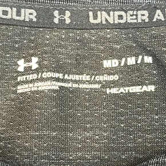 Under Armour Heat Gear Fitted Men’s Size Medium Pre owned - Picture 4 of 9